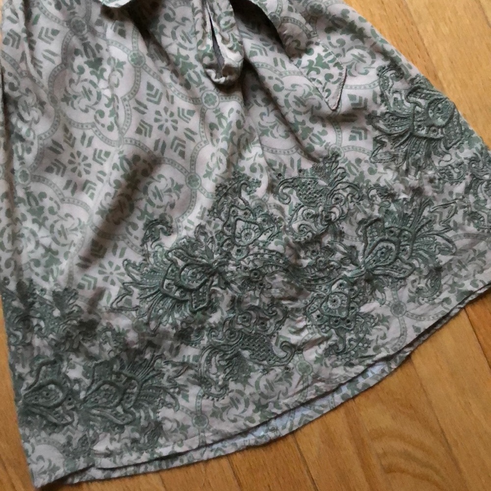 FRANCESCA’S Patterned Embroidered Mini Dress S - Picture 3 of 3
